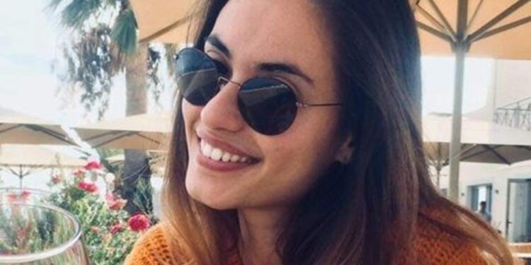 Η Κερκυραία Μαίρη Κασταμονίτη πάσχει από μια σπάνια επιθετική μορφή καρκίνου και χρειάζεται τη βοήθεια όλων μας.