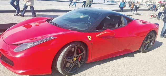 Η εντυπωσιακή «κούκλα» που αναστάτωσε τους Θεσσαλονικιούς!