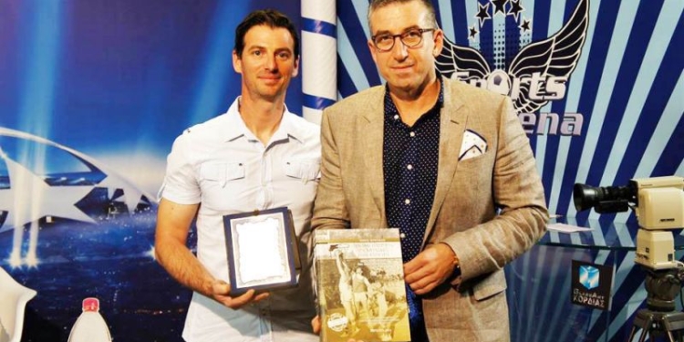 ΜΠΑΣΚΕΤ: Τιμητική διάκριση για τον Νίκο Κρητικό από τον ΑΓΣ Ιωαννίνων