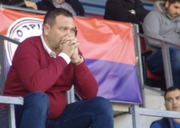 Συνεχίζει να καταγγέλλει ο Αϊβαζόγλου