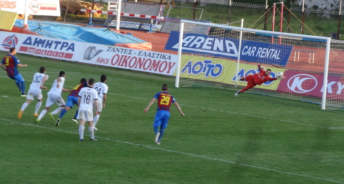 “Κλείδωσε” την παραμονή με… τεσσάρα!