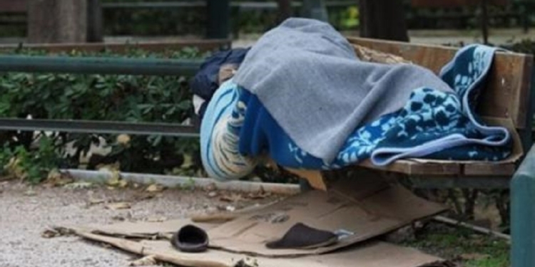 Θερμαινόμενη αίθουσα για τους άστεγους με ωράριο, λόγω Μήδειας!