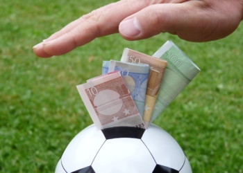 μπαλα με χρηματα