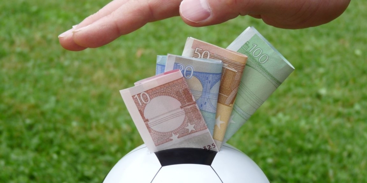 μπαλα με χρηματα