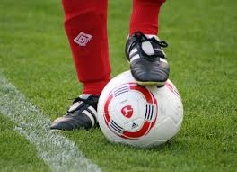 ΜΠΑΛΛΑ ΜΕ ΠΟΔΙ