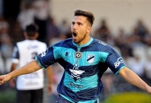 Στα κυανέρυθρα ντύνεται ο Μπάουμαν