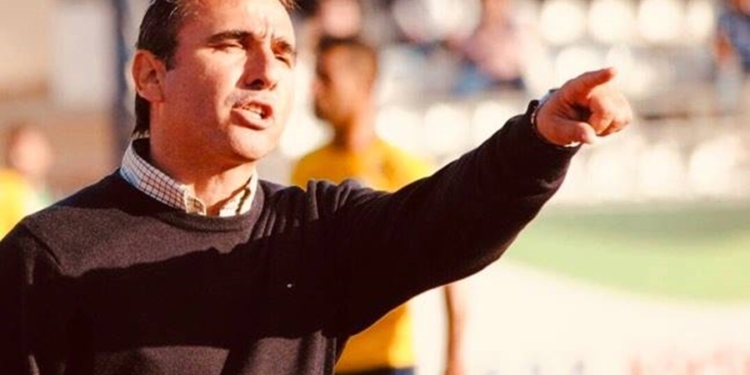 Ο Μπολάνο στο… τιμόνι του ΑΟΚ Κέρκυρα
