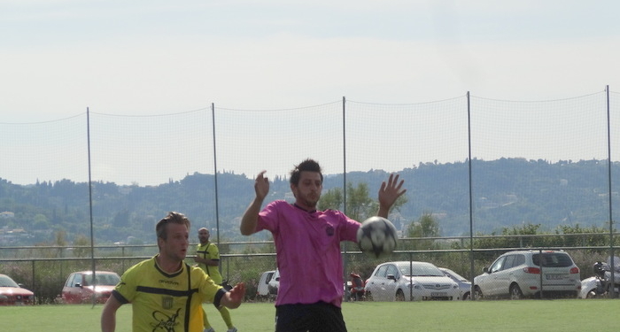 Με το… δεξί οι Σιναράδες, 2-0 τη Δόξα Γαρδικίου!