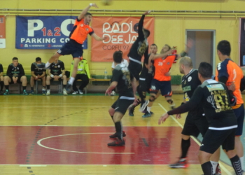 Με το… ενάμισι πόδι στην Premier Handball ο Φαίακας!