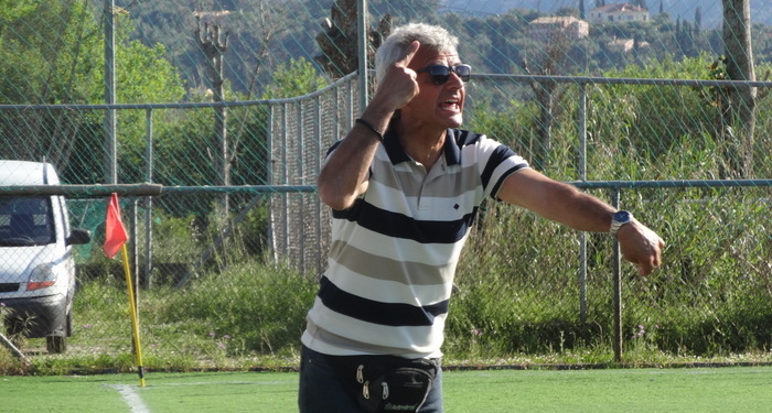 Ροκίδης: «Δεν αρμόζει στον ΟΦΑΜ να μάχεται για τη σωτηρία»