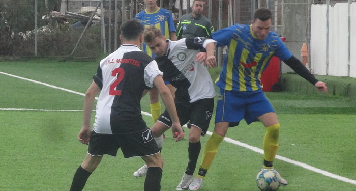 Δύσκολα οι Μπενίτσες 1-0 την Θύελλα