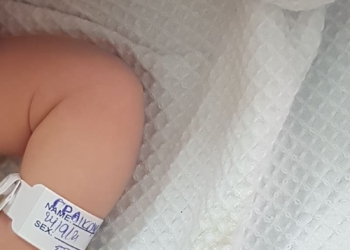 Κώστα, Γωγώ, να σας ζήσει η μπέμπα!
