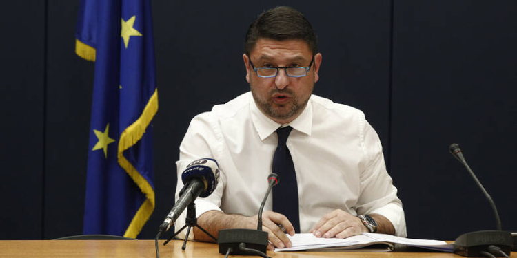 Μπλόκα σε διόδια, λιμάνια και σταθμούς εν όψει του Πάσχα