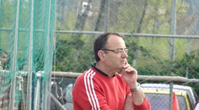 Ο Γιάννης Κουρής στον πάγκο της Αναγέννησης!