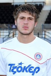 Υπέγραψε και ο Κρητικός στον ΑΟΚ