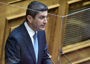 «Φρένο» στα σενάρια περί  αναδιάρθρωσης  έβαλε ο Αυγενάκης