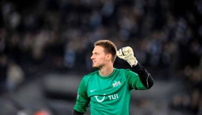 Και τον Λεόνι “πλασάρουν” στην Κασσιώπη/Κέρκυρα