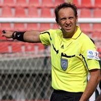 Ο… πρωτάρης Μαντάκης σφυρίζει στην Τρίπολη