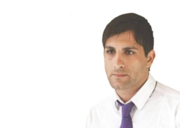 Ο Σπύρος Μοσχάτ  Γ. Γ. της Ελληνικής Ομοσπονδίας Πυγμαχίας