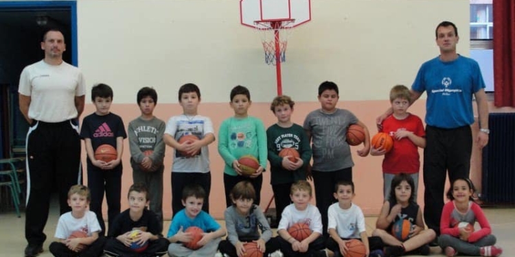 ΜΠΑΣΚΕΤ: Αποκλειστικά με πιτσιρικάδες το ρόστερ του Ναυσίθοου