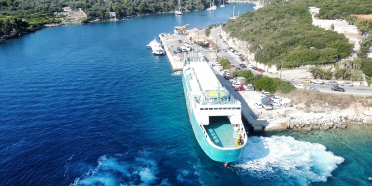 Νέο κλειστό φέρρυ αποκλειστικά για Παξούς – Ηγουμενίτσα