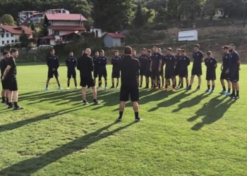 Διπλές προπονήσεις ο ΑΟΚ Κέρκυρα στην Νάουσα.
