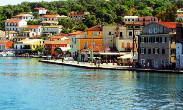 Προκήρυξη διαγωνισμού για τη μεταφορά ομάδων στους Παξούς