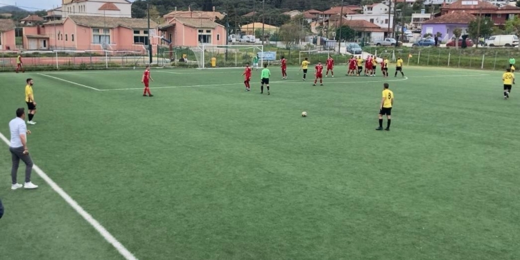 «Ανοιχτοί λογαριασμοί» για Πετριτή και Παξούς