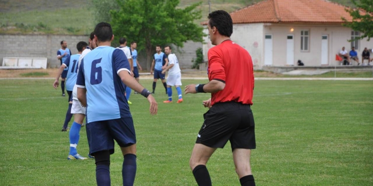 ΑΟ Σιναράδων – Θύαμις Καστρίου: Πρόγραμμα και διαιτησία