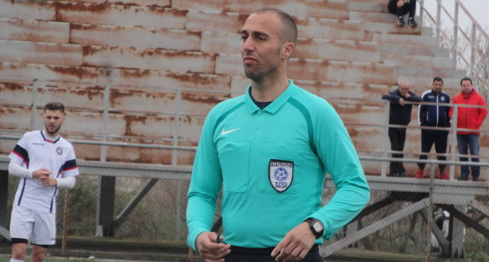 διαιτητης Κώστας Τόμπρος