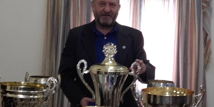 Δ. Βλαχόπουλος: «Τον συγκεκριμένο προπονητή εξακολουθώ να τον στηρίζω»!