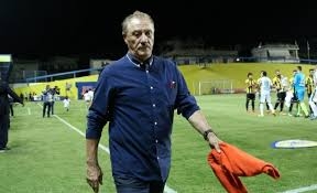 Εν αναμονή για Μαντζουράκη στον ΑΟΚ