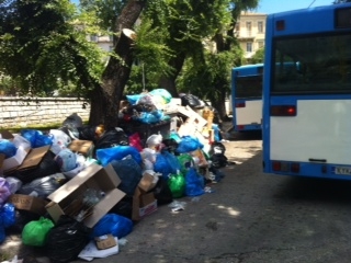 Οι αποφάσεις της διυπουργικής σύσκεψης για τα απορρίμματα στην Κέρκυρα