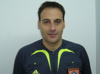 Α1’ ΚΑΤΗΓΟΡΙΑ: Πέφτει η αυλαία – Τρεις μάχες σήμερα για την αποφυγή του υποβιβασμού – Ποιοι και πώς πέφτουν