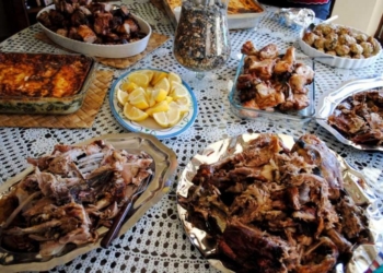 Ποιος πληρώνει το φαγοπότι;