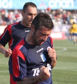 Να τα δώσουν όλα!