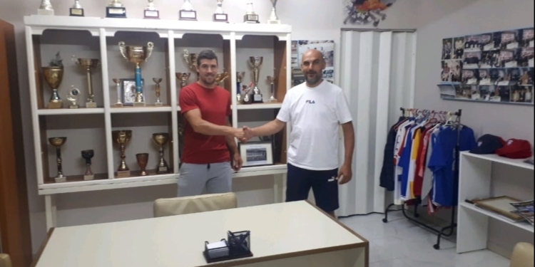 Παραμένει στον ΟΦΑΜ ο «Γκόγκιτς»