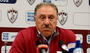 ΜΑΝΤΖΟΥΡΑΚΗΣ: «Αφήσαμε την  ομάδα μας στα αποδυτήρια»