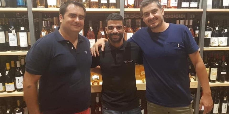 Στην Κορακιάνα ο Σπύρος Ντακούρ