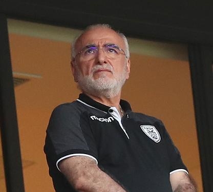 Διακοπές στην Κέρκυρα ο Ιβάν Σαββίδης