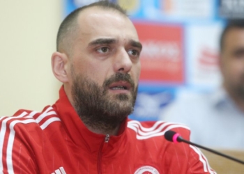 ΧΑΝΤΜΠΟΛ: Νταμπλούχος Ελλάδας ο Κώστας Τσιλιμπάρης!