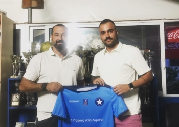 Και Στέφανο Γκίτση «έδεσαν» οι Φοίνικες