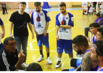 λεοντες