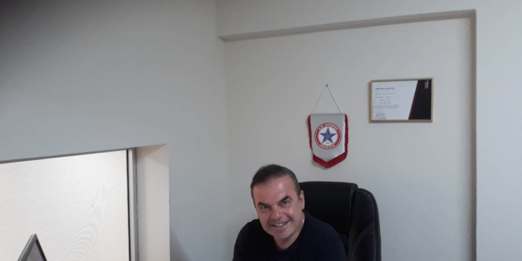 ΠΡΟΕΔΡΟΣ ΠΕΤΡΙΤΗ