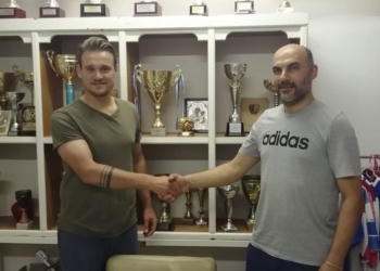 κωστας γραικος