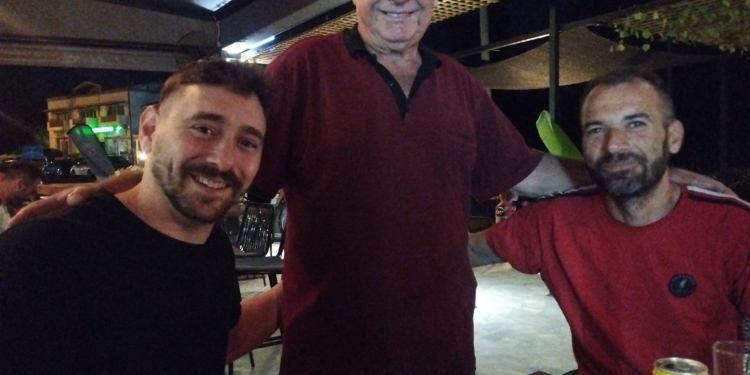 σιμος φωτεινος