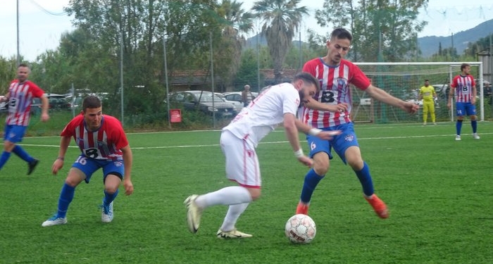 Φωτορεπορτάζ  από  το  AE Λευκίμμης  –  ΟΦΑΜ  2-1  (2ο μέρος)