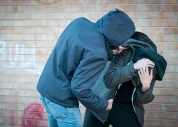 βια περιστατικο