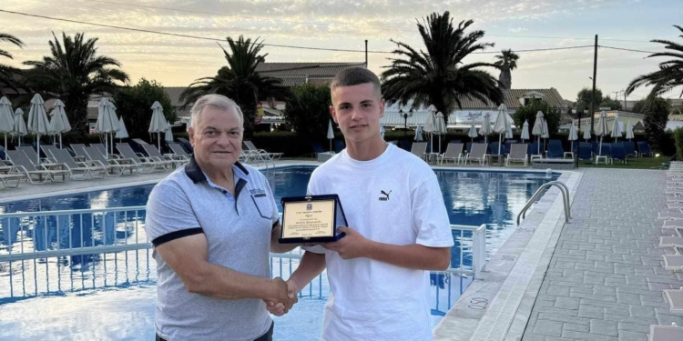 χρηστοσ μουζακιτησ