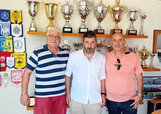 ΠΑΝΑΓΙΩΤΗΣ ΚΟΡΟΜΠΟΚΗΣ